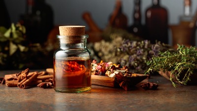 Ruski eliksir "večne mladosti": Dobar je za PODMLAĐIVANJE, ali i za KAŠALJ