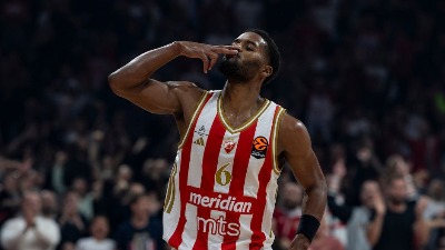 Batler i Dobrić ČINILI ČUDA: Zvezda srušila Monako!