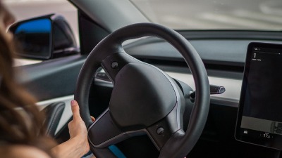 Ovaj predmet u automobilu je prljaviji od daske za WC šolju: Leglo bakterija 