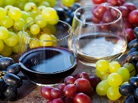 Crveno ili belo vino? Šta vaš izbor govori o vašoj ličnosti