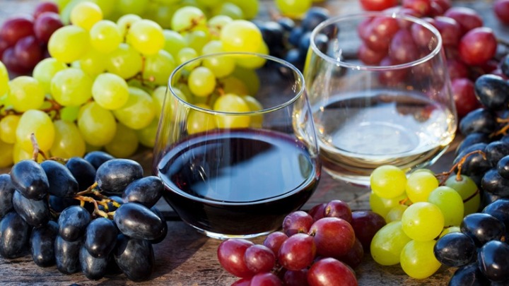 Crveno ili belo vino? Šta vaš izbor govori o vašoj ličnosti