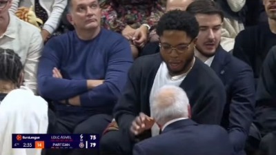 Tajrik Džons pružio ruku, Žoc ga poslao "na mesto" (VIDEO)