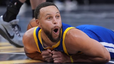 Istorijska utakmica Stefa Karija (VIDEO)