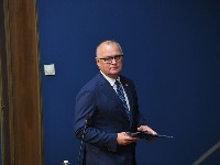 Kako je počelo, još ćemo Goranu Vesiću da plaćamo odštetu zbog neosnovanog pritvora! 