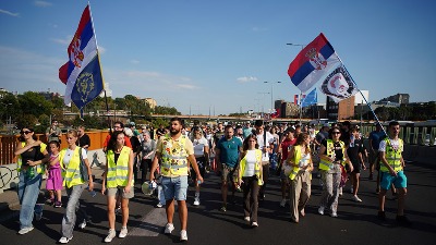 "(Ne) bojte se, i dalje smo tu": Studenti danas na ulicama Beograda