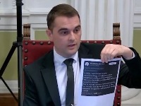 "Antonijević nema nikakve moralne kvalitete, o tome su ranije govorili iz SNS dok im je poručivao da su "polusvet""