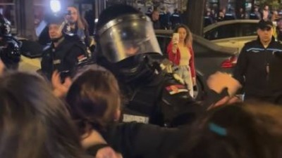 Predsednik Advokatske komore Beograd o policajcu koji udara ženu u NS: Ako ne bude suspendovan - poruka države da je policijsko nasilje dozvoljeno