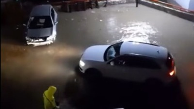 Stravično nevreme pogodilo Crnu Goru: Bujica odnela most u Kolašinu (VIDEO)