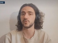 Student: Policajac udario studentkinju PMF-a pesnicom u vilicu, službenici u civilu iza kordona pendrecima tukli studente