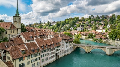 MIT O BLAGOSTANJU PADA! Građani jedva preživljavaju od plate do plate!