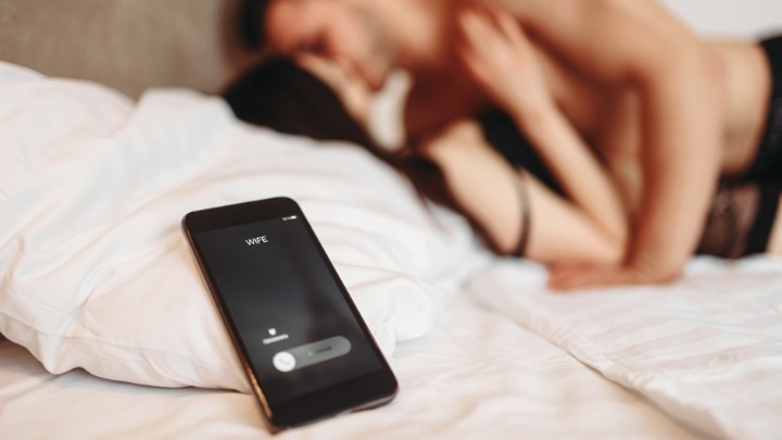 Zašto ljudi varaju? Psiholozi otkrivaju 5 IZNENAĐUJUĆIH RAZLOGA