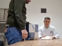 Dodikov poslanik snimljen sa kesom belog praha (VIDEO)