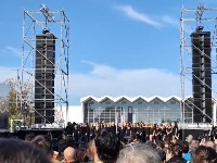 Najdirljiviji trenutak sa skupa u Novom Sadu: Pesma koju je pevao hor mnoge je rasplakala (VIDEO)