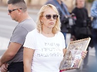 "Mama protiv mašinerije": Dijana Hrka šesnaestominutnom tišinom počela štrajk glađu (FOTO)