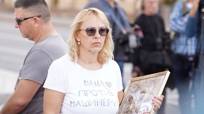 Dijana Hrka: Pored onoliko policije pet ćacija je napalo narod - E, TO JE NAJGORE