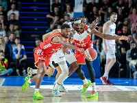 Zvezda NESTALA u Subotici: Spartak slavio posle drame