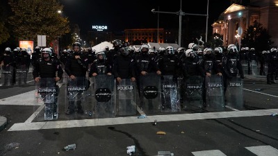 Pijanista "ukrasio" Ćacilend: Policija čuva "Prokletu avliju" (FOTO)