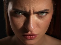  10 znakova koji nepogrešivo otkrivaju iskonski zlu osobu: Broj 7 ledi krv u žilama