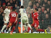 Bleki i Notingem razneli Liverpul na Enfildu!