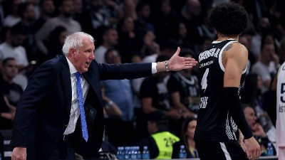 "Ako je dilema predsednik ili Željko": Navijači Partizana nemaju dilemu ko treba da ode