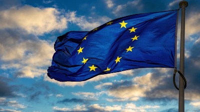 SRCE: Srbija klizi u "mađarski scenario" Viktora Orbana, EU zavrće slavine Vučićevoj režimskoj kasti