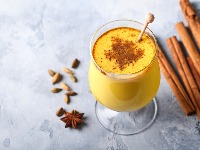 Zlatno mleko: Čuva srce, čisti jetru, jača imunitet, a pravi se za 10 minuta