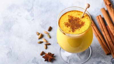 Zlatno mleko: Čuva srce, čisti jetru, jača imunitet, a pravi se za 10 minuta