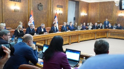 Vlada Srbije održala VANREDNU sednicu: Ima dovoljno svih naftnih derivata, građani da ne brinu