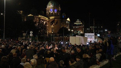 Skup solidarnosti sa N1 ispred Skupštine: Prisutni i novinari Informera (FOTO/VIDEO)