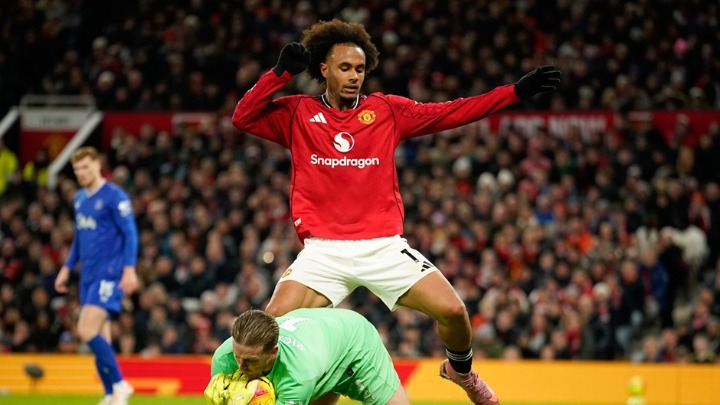 Uprkos crvenom kartonu: Everton slavio protiv Mančester junajteda