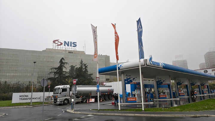 Danas hitne mere države: Srbija već ima NAJSKUPLJE GORIVO u okruženju! 