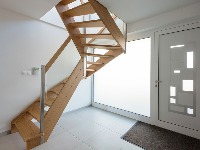 Srpkinja je platila 1.600 evra majstoru da joj napravi drvene stepenice: Rezultat je RAZBESNEO ceo region (VIDEO)