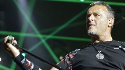 "Zvali su ga da organizuje koncert u Srbiji": Tompsonov menadžer izneo ŠOK TVRDNJE nakon što je pevač pretio gradonačelniku Zagreba