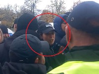 Otkriveno ko je žena iz Ćacilenda koja je pretila poslanicima (FOTO)