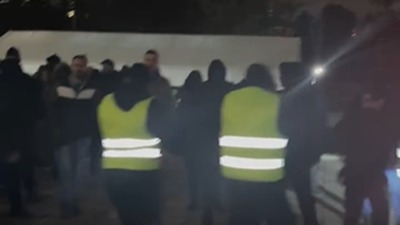 "Iz ‘ćacilenda’ su kao horda krenuli ka nama“: Poslanice NPS napadnute posle skupštinske sednice (VIDEO)