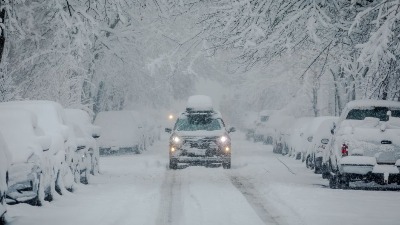 Ovih 12 stvari morate da imate u automobilu tokom ZIME 