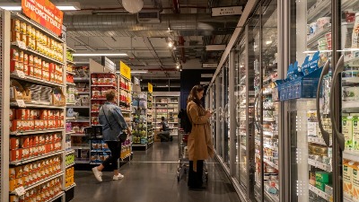 Katarina je snimila koliko proizvodi iz naših krajeva koštaju u Americi i mreže su eksplodirale - "Malo skuplje nego u Srbiji" (VIDEO) 