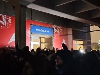 Incidenti kod Arene, trening Partizana prekinut! (VIDEO)