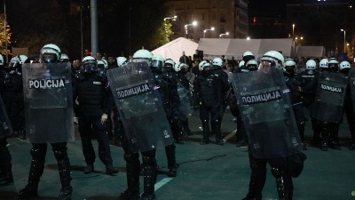 MUP se opet oglasio: Privedeno 37 osoba zbog incidenata kod Skupštine