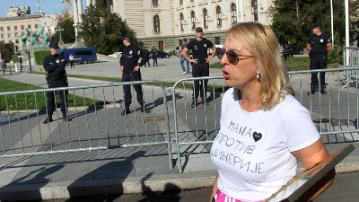 Jutro ispred Skupštine: Dijana Hrka nastavlja štrajk glađu, policija i dalje prisutna