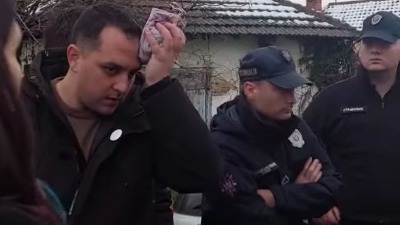 Batinaši u Mionici pretukli poslanika, policija NIJE REAGOVALA (FOTO, VIDEO)