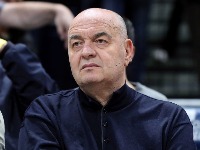 Jedno ime na čitulji za Duleta je svima poznato i tera suze na oči: "Naučio si me da stojim kad je najteže" (FOTO)