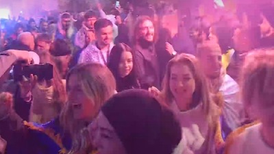 "Vi ste ponos naše čaršije": Studenti koji su pešačili do NS dočekani ko heroji u Novom Pazaru