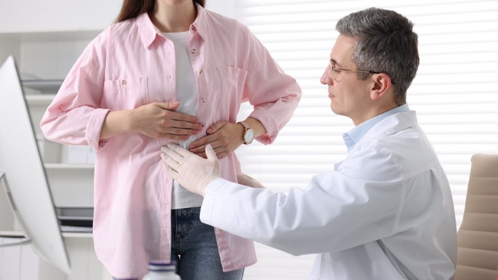 Lekar otkriva 7 najvećih grešaka koje mnogi prave u vezi sa doručkom: Niste ni svesni koliko UNIŠTAVAJU ZDRAVLJE CREVA