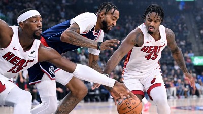 Bogdan opet zakucan za klupu, Jović epizodista