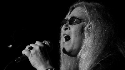 UMRLA pevačica grupe „Grateful Dead“