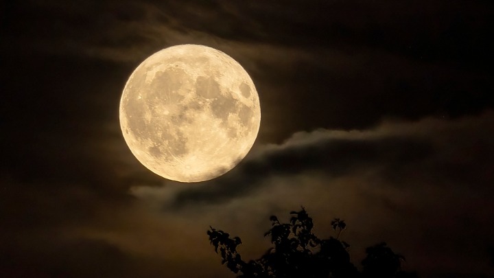 Stiže pun Mesec u Lavu! 4 znaka neka se spreme za HAOS 