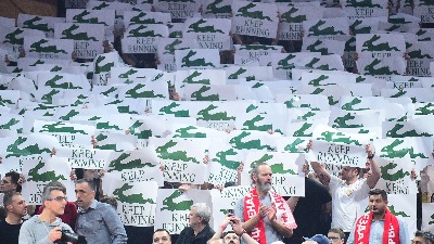 Delije koreografijom žestoko isprozivale PAO (FOTO, VIDEO)