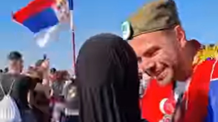 Otac Nadije iz Novog Pazara o strašnim pretnjama koje su joj upućene zbog zagrljaja sa studentom Savom