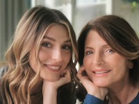 Branka Pujić danas slavi 62. rođendan, a Anđela Jovanović joj uputila emotivnu čestitku: "Najbolja i najnežnija mama i baka na svetu"